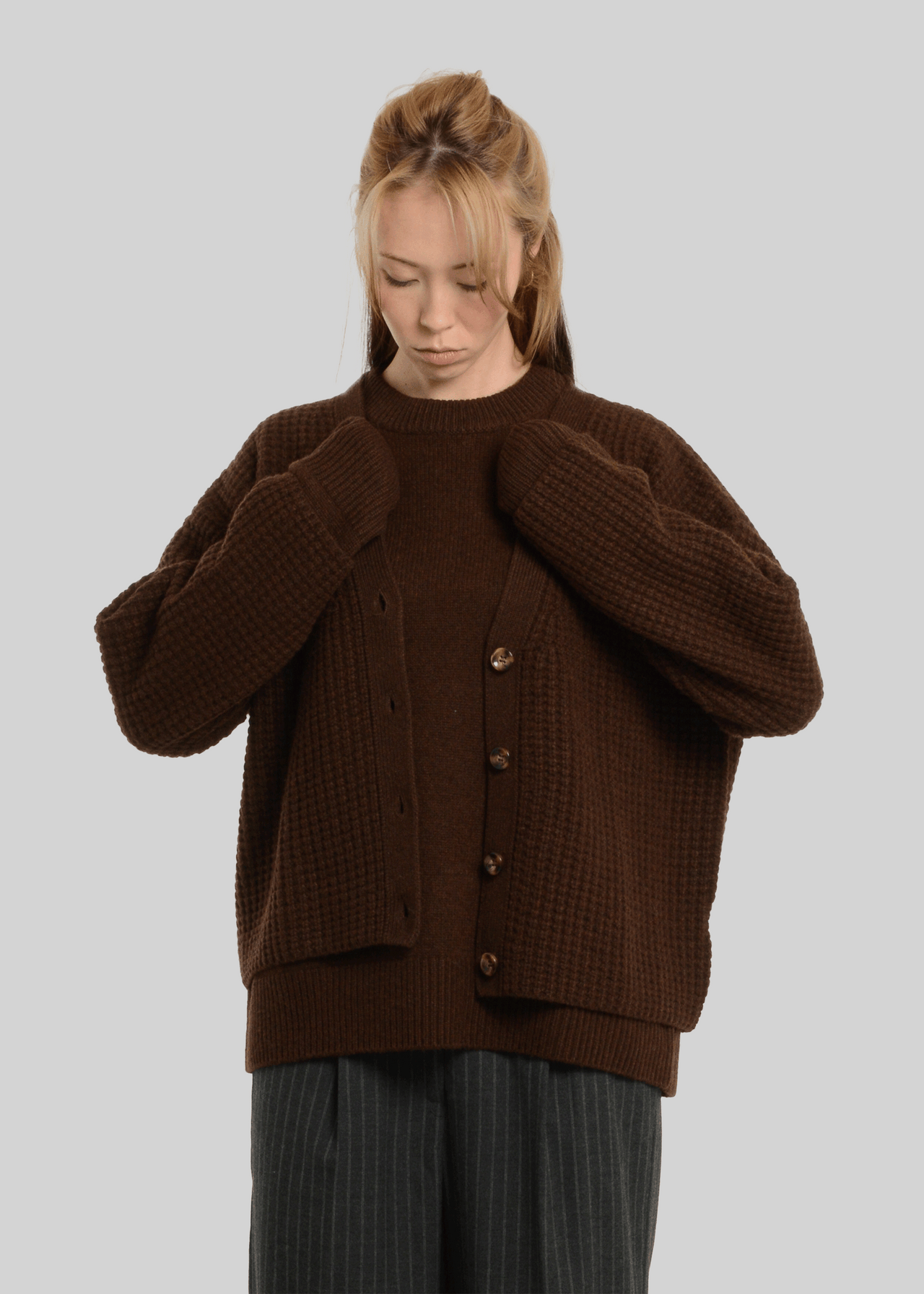 100% CASHMERE WAFFLE-KNIT CARDIGAN