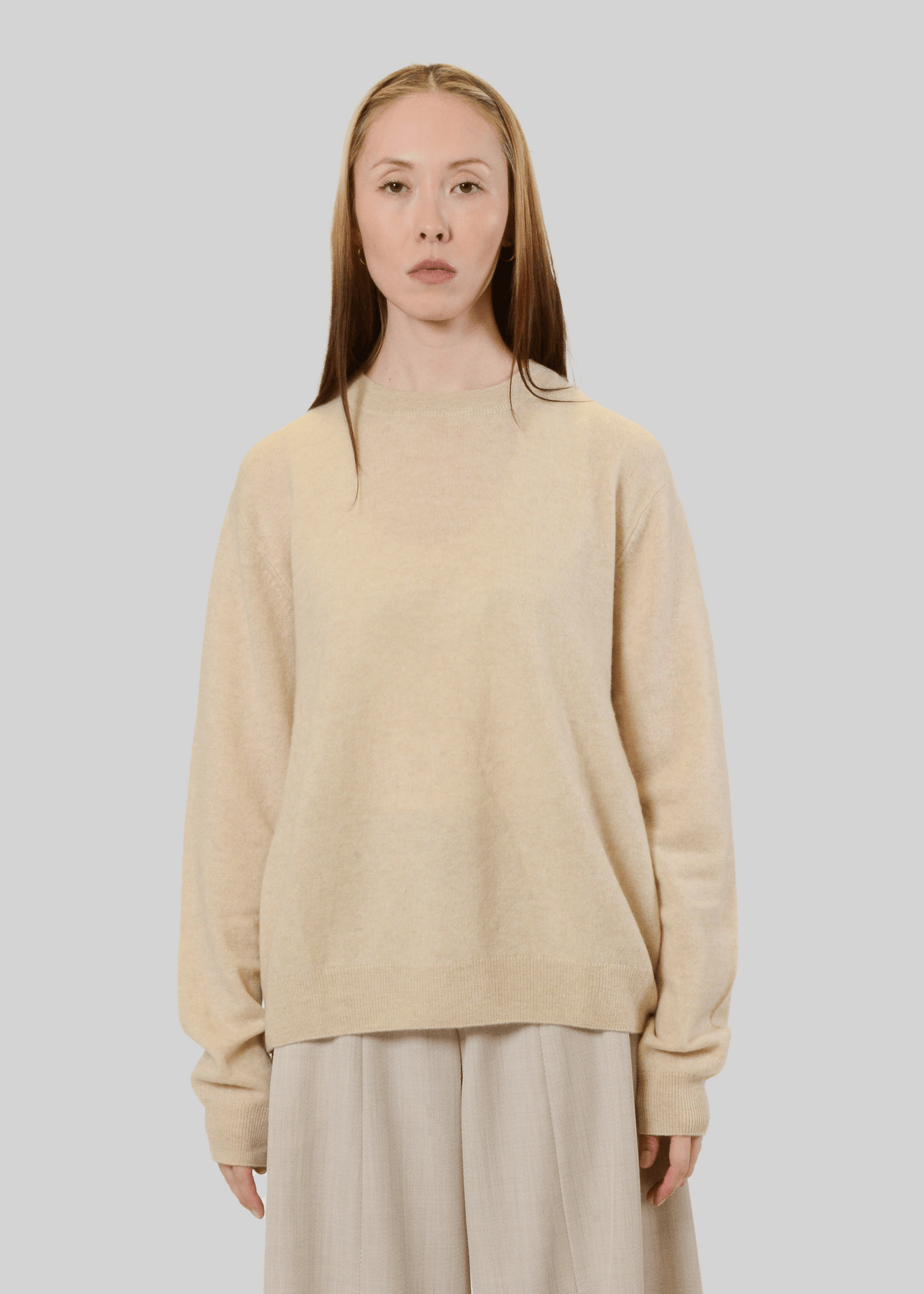 100% CASHMERE CREW-NECK