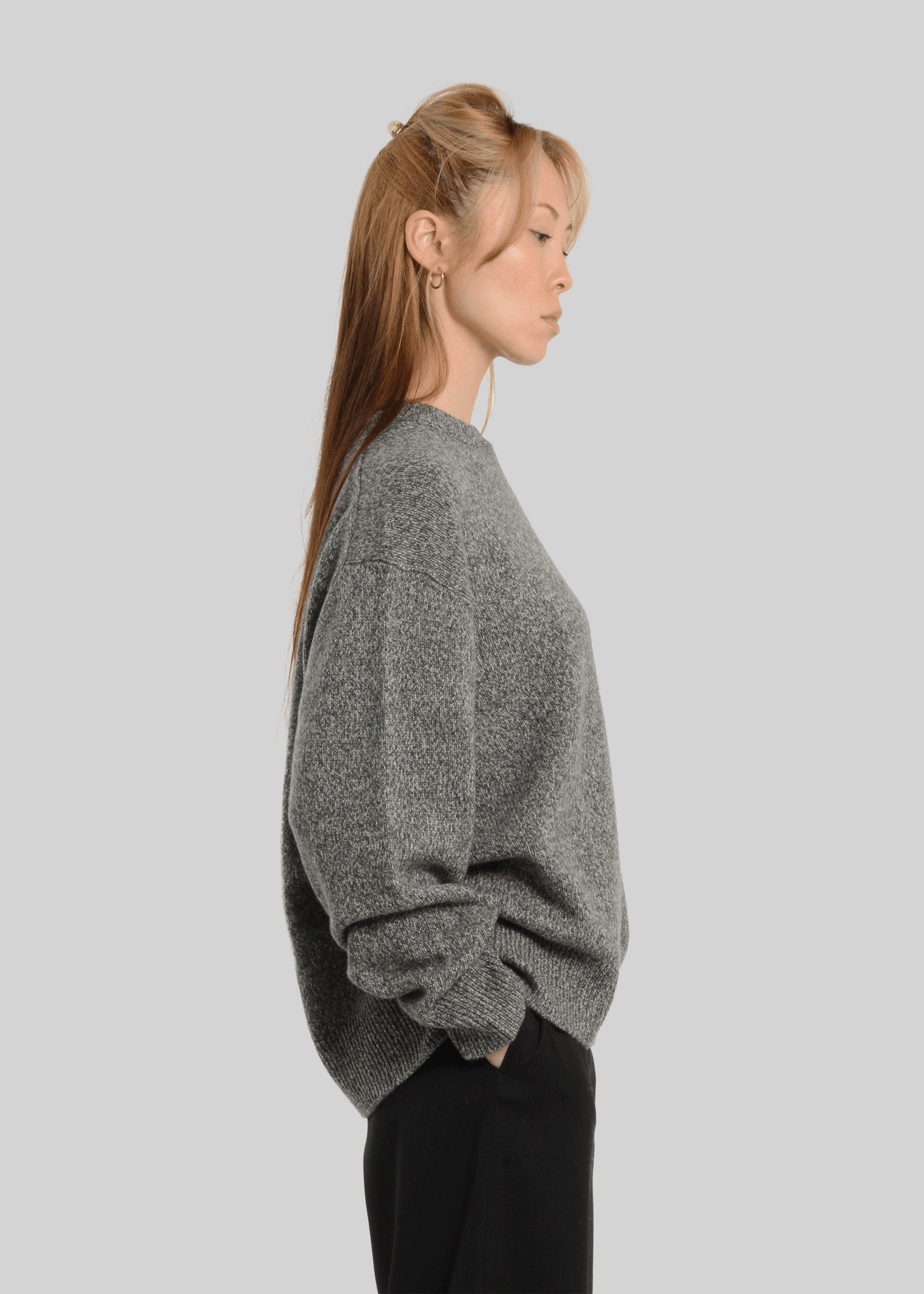 100% CASHMERE HEAVY MARL KNIT CREW-NECK