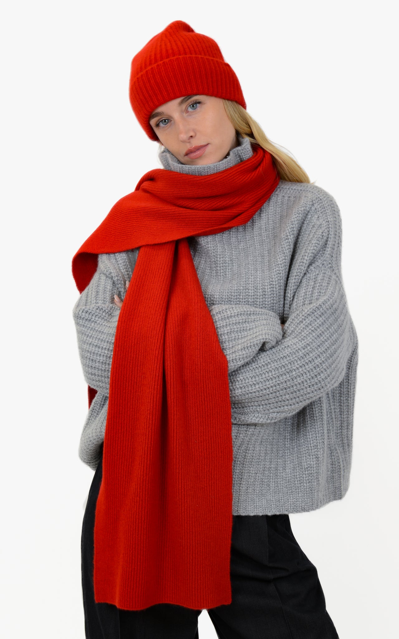 100% CASHMERE SCARF