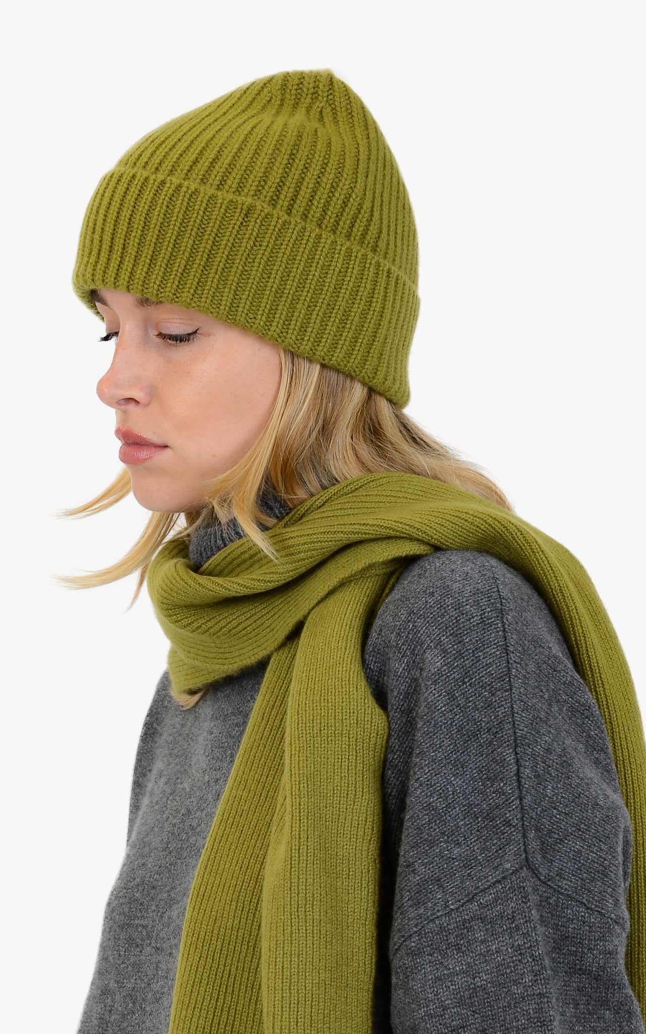 100% CASHMERE HEAVY BEANIE