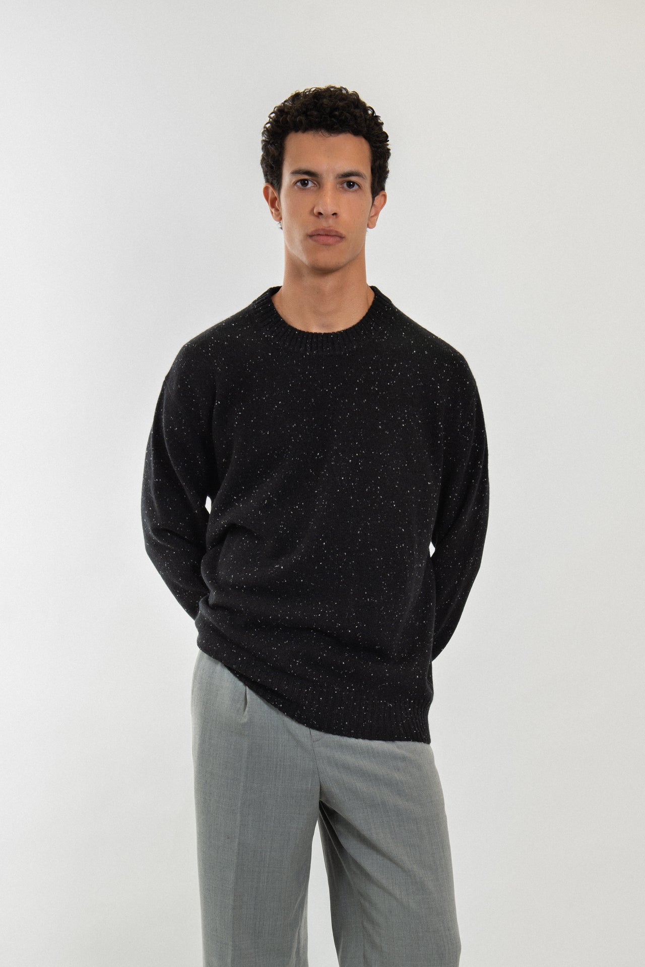 100% Cashmere Donegal round-neck sweater