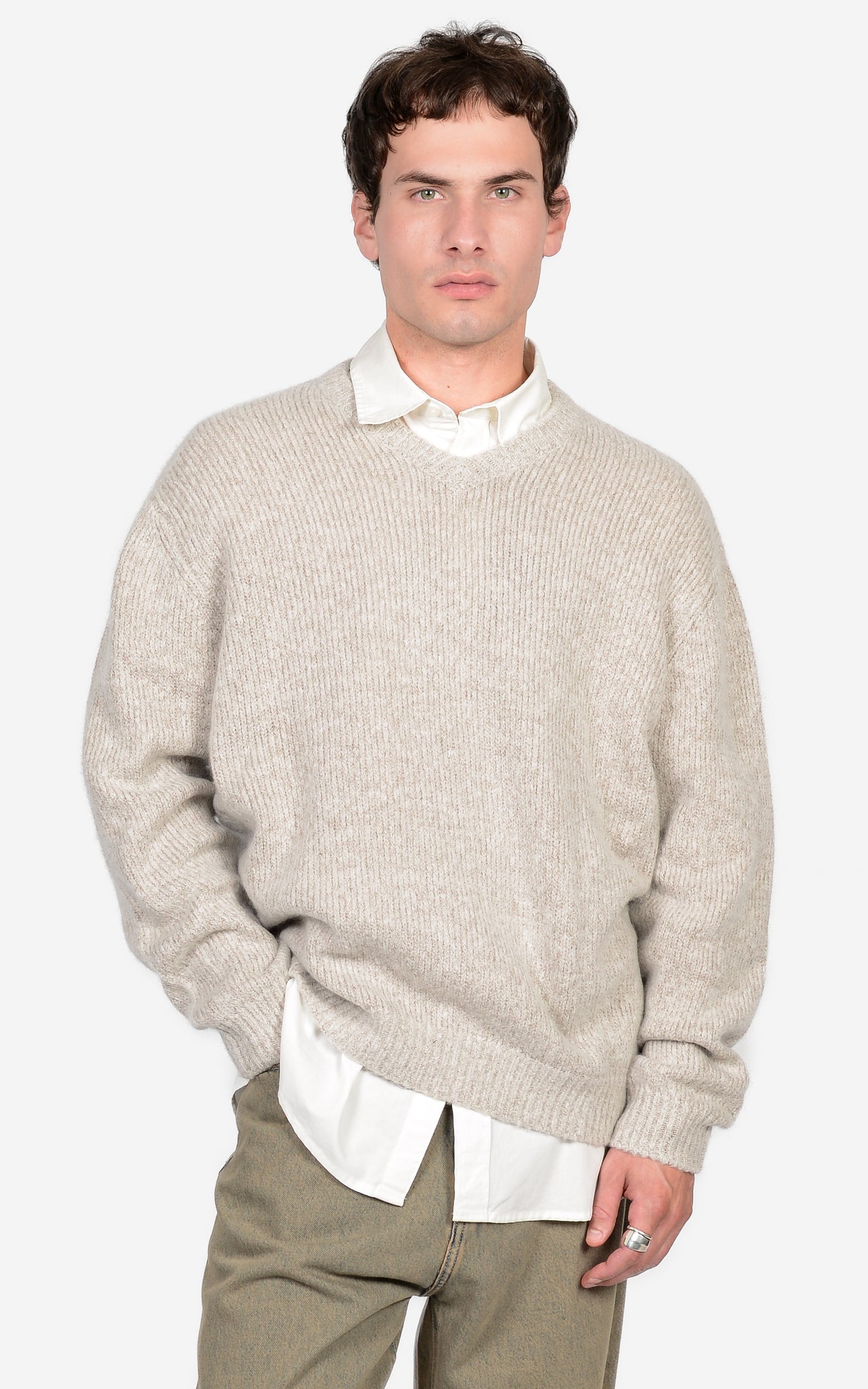 MERINO-WOOL & CASHMERE V-NECK