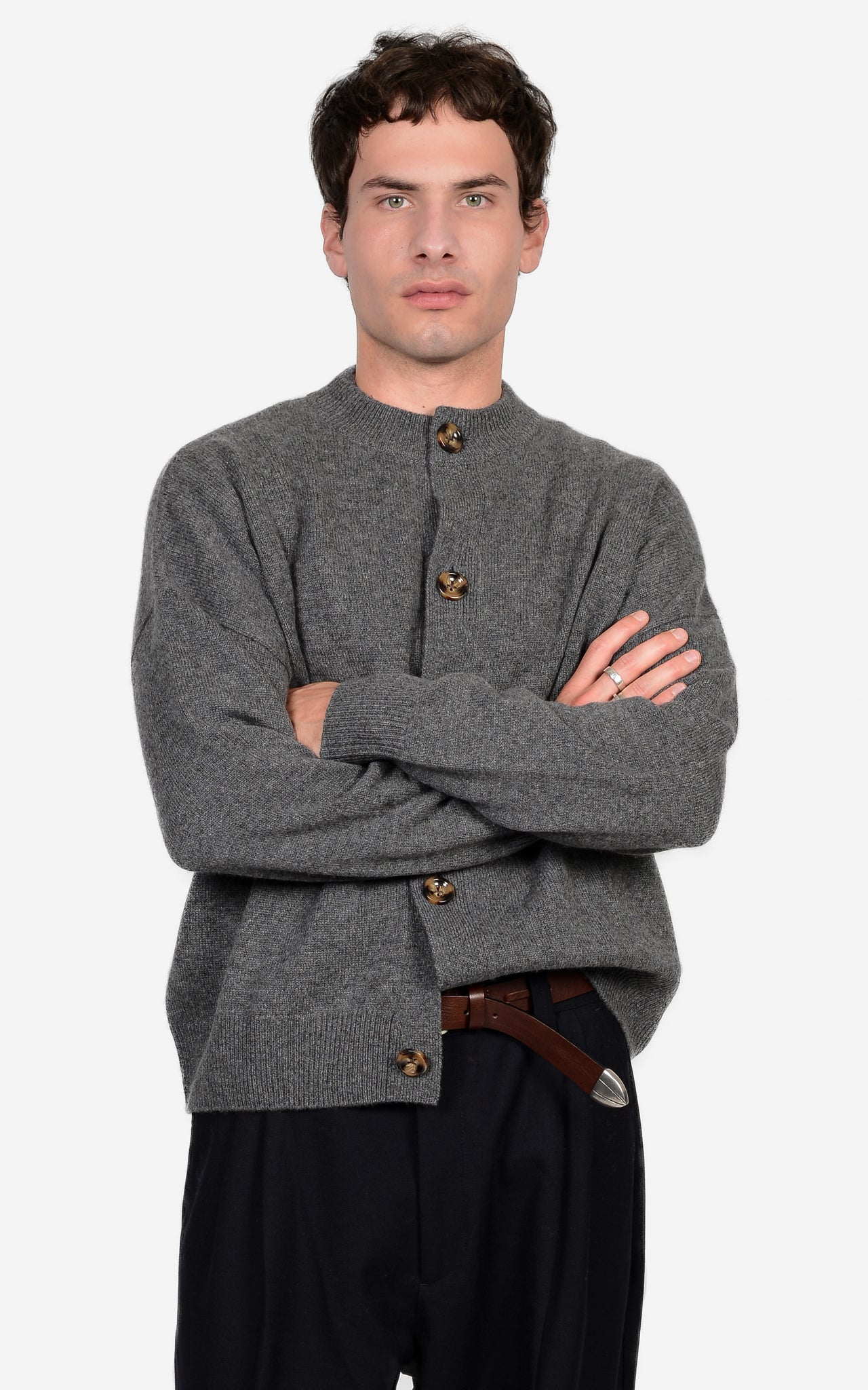 100% CASHMERE ROUND-NECK CARDIGAN