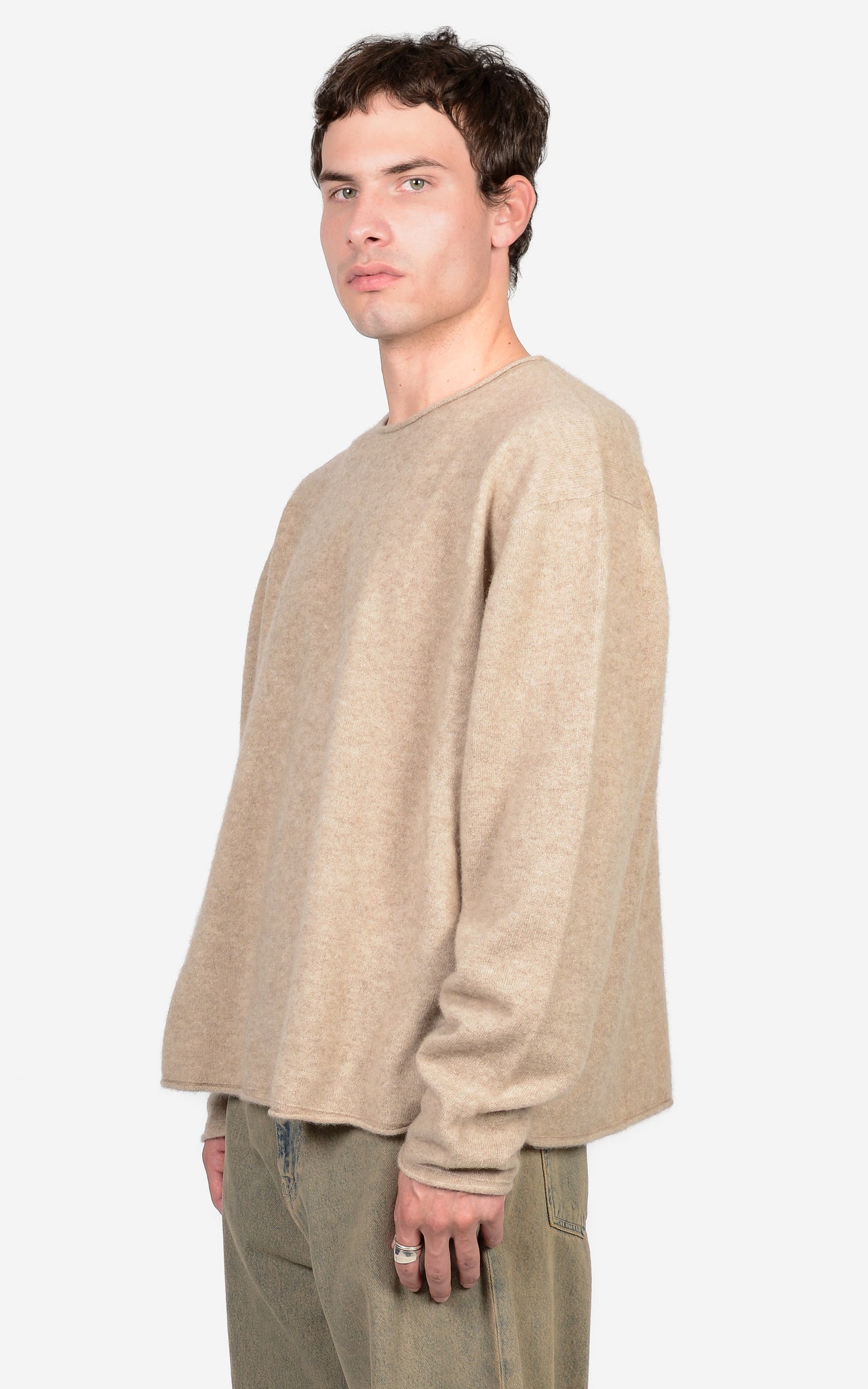100% CASHMERE OVERWASHED ROLL-EDGE CREW