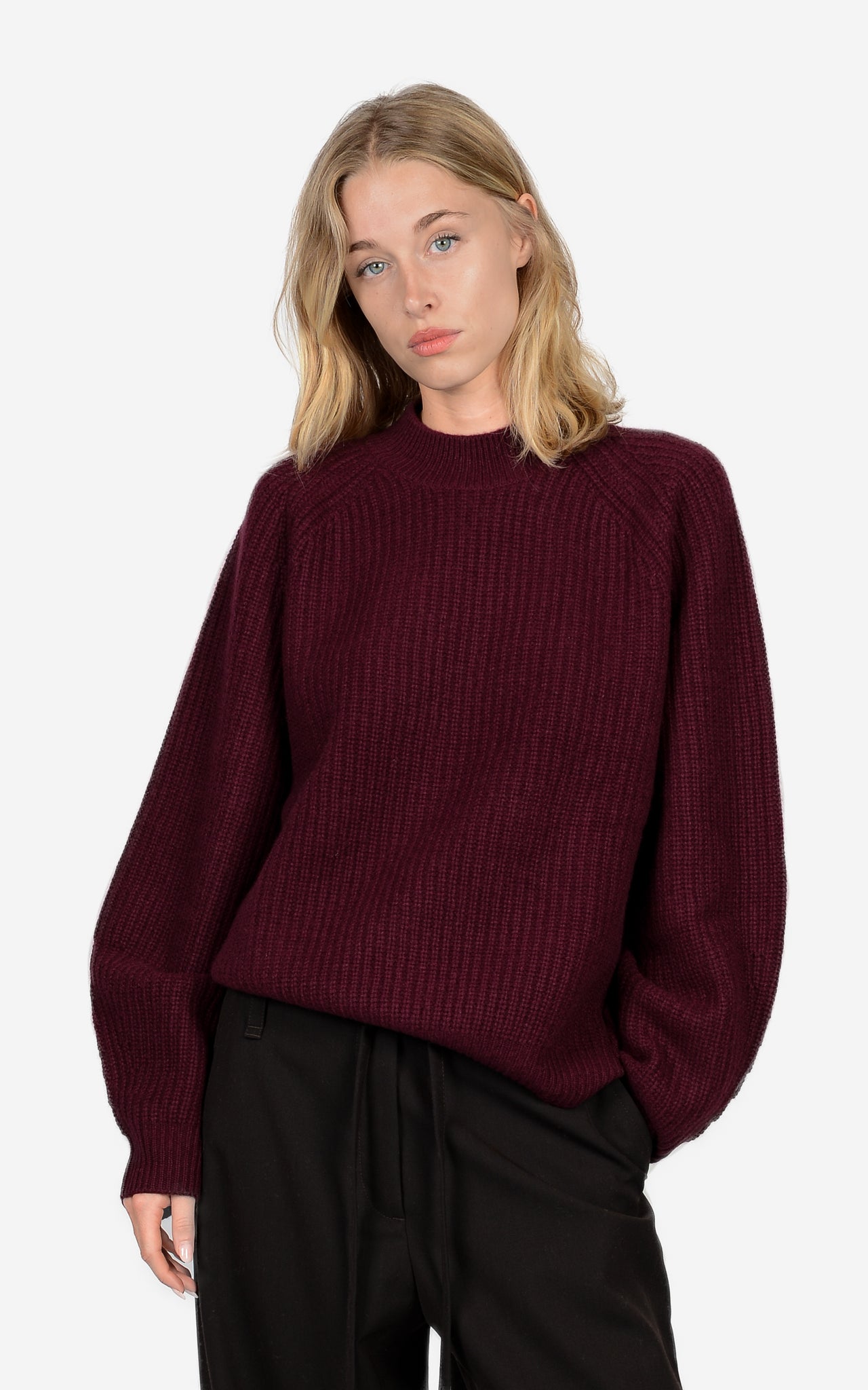 100% CASHMERE RIB-KNIT CREW