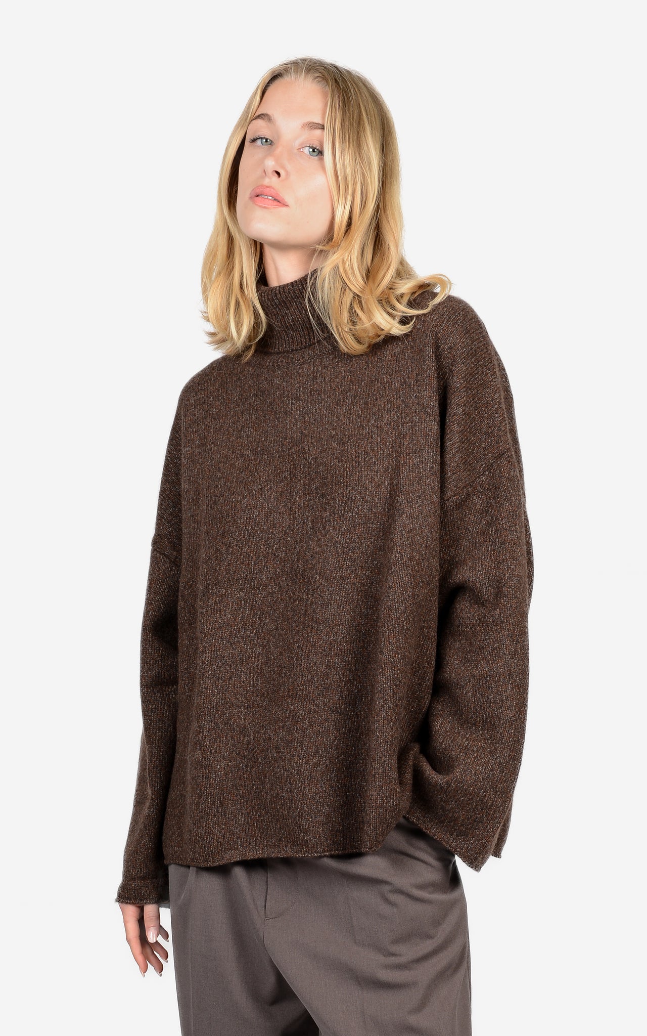 100% CASHMERE MARL ROLL-EDGE TURTLENECK
