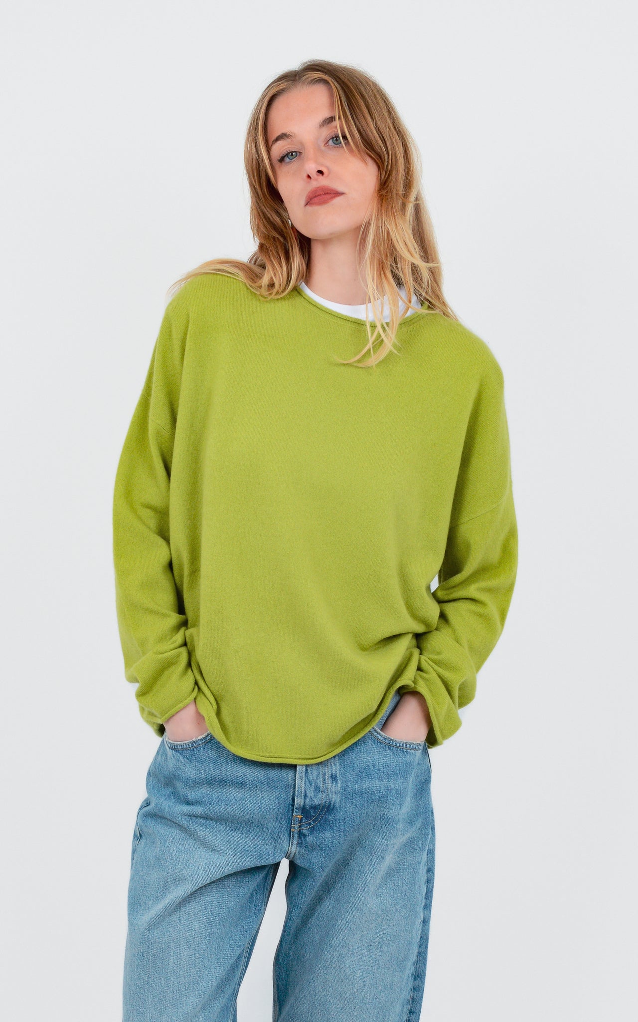 ROLL-EDGE CREW-NECK 100% FINE CASHMERE