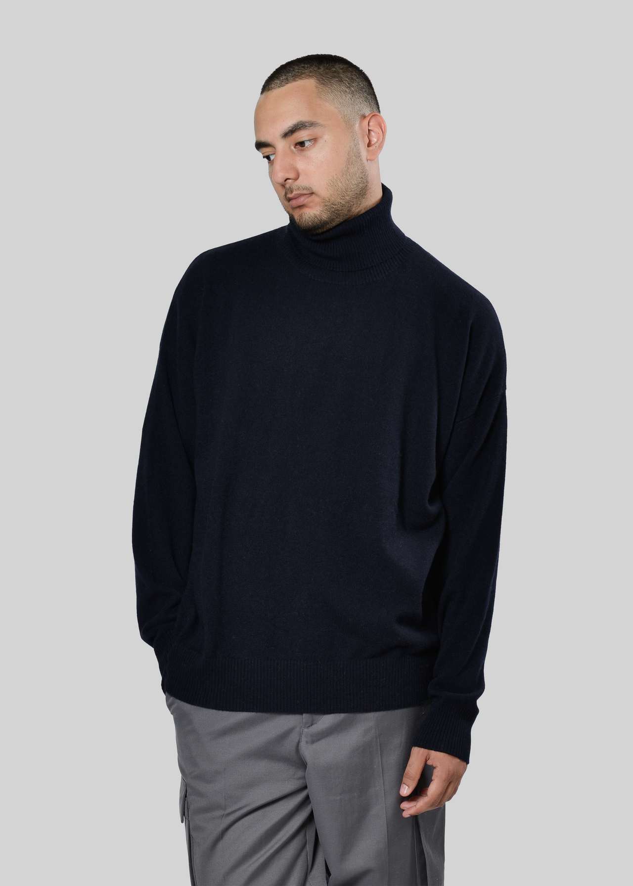 100% CASHMERE CLASSIC TURTLENECK