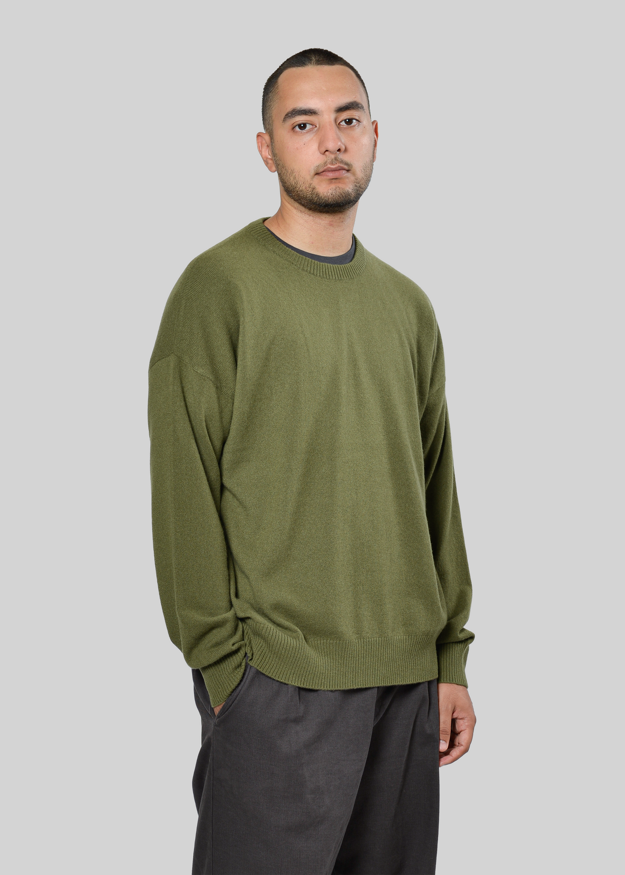 100% CASHMERE CREW-NECK