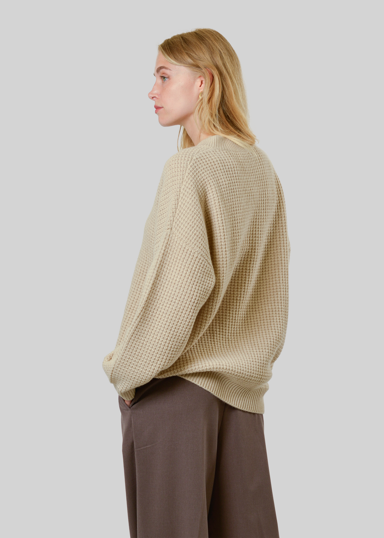 100% CASHMERE WAFFLE-KNIT CREW-NECK