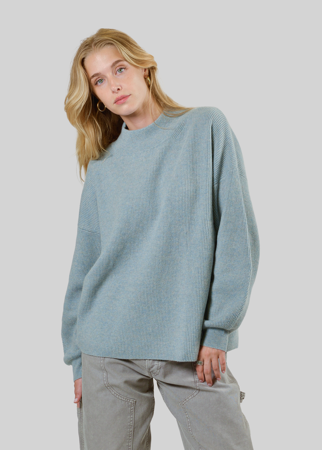 100% CASHMERE RIB-KNIT HIGH-NECK